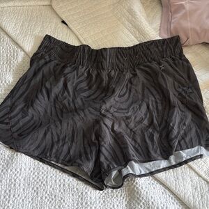 Xersion Black Zebra-Print Athletic Shorts